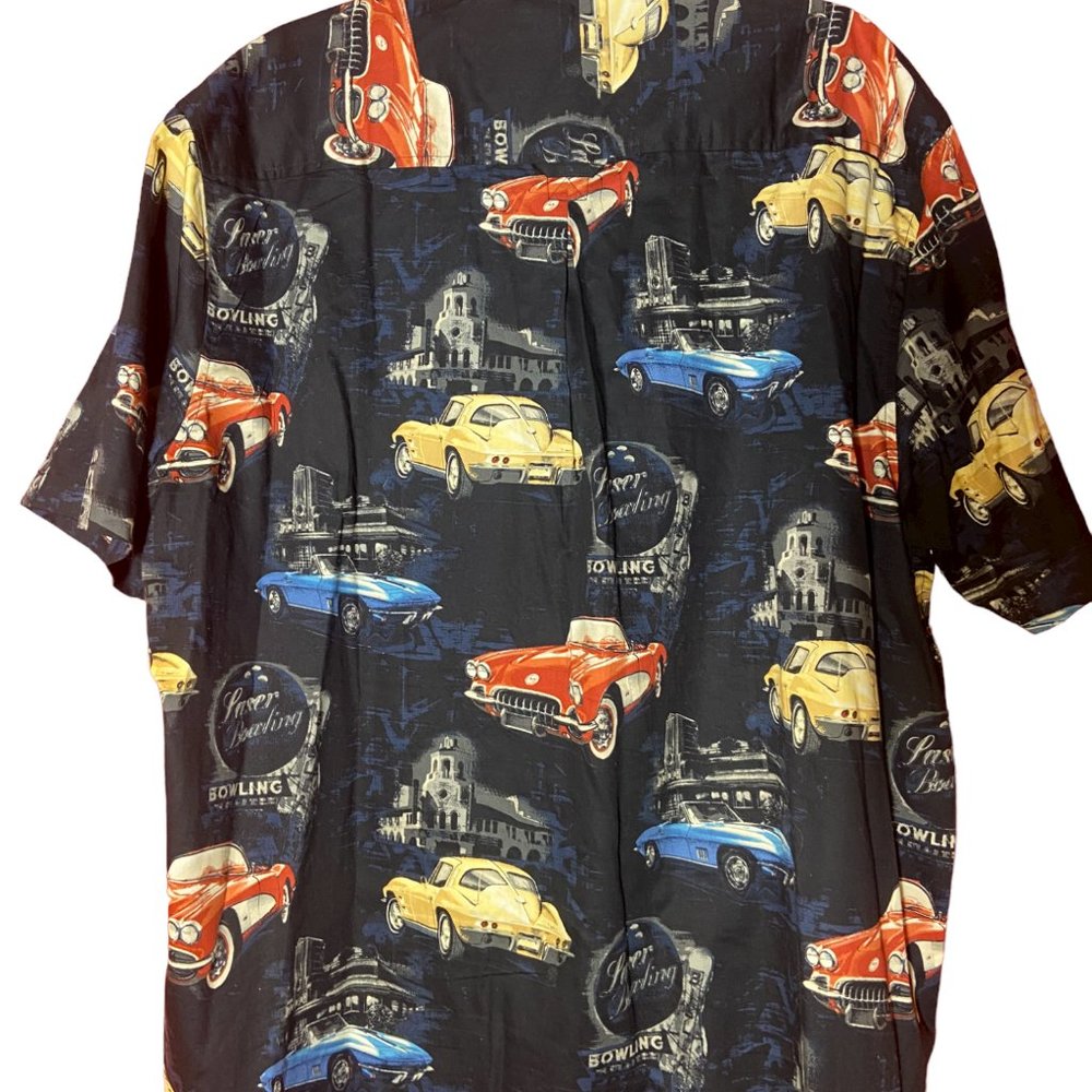 Vintage Men's Collared Shirt - Picture 2 of 4